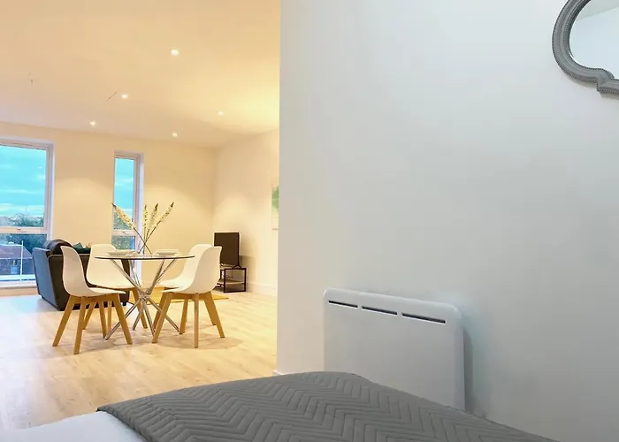 Rise At Fleets Height Apartment Nine